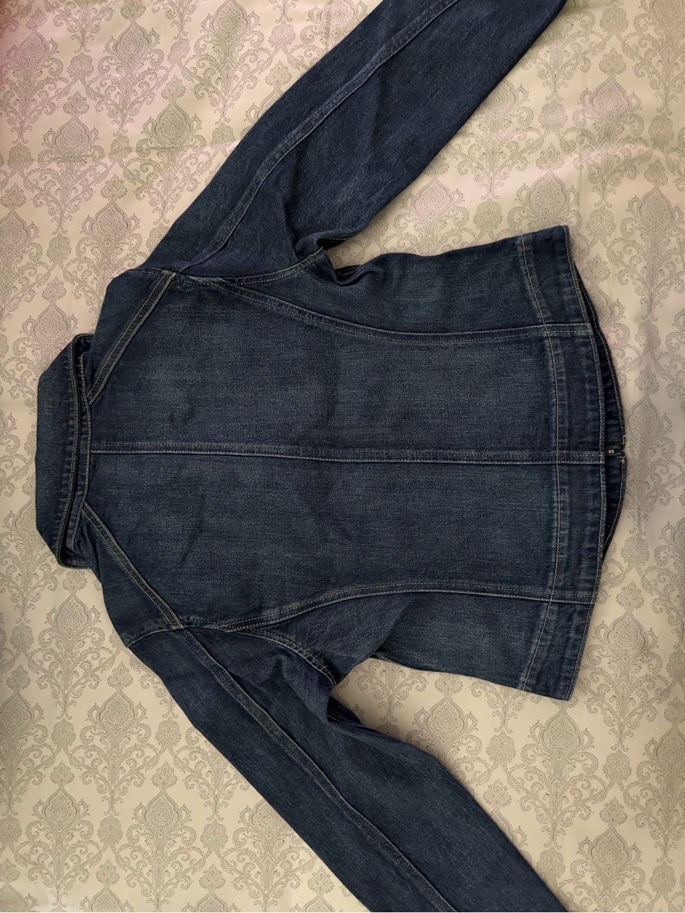 Levi’s Dark Blue Denim Trucker Jacket - Picture 4 of 5